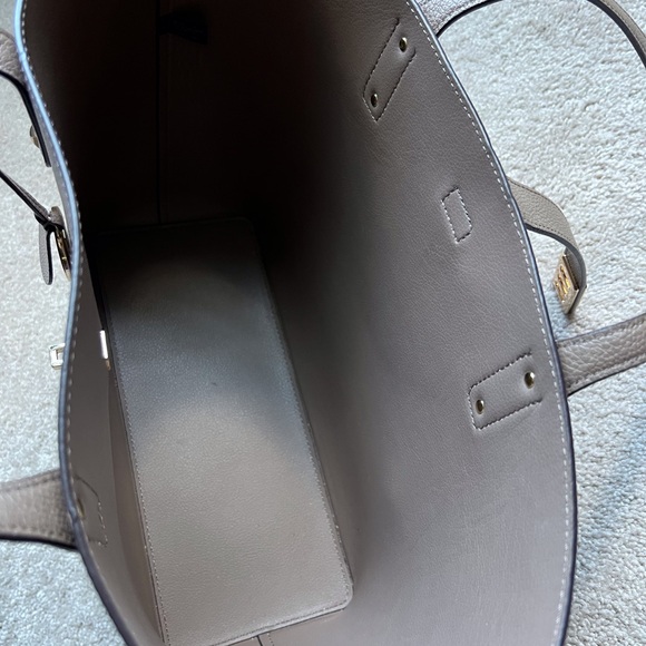 Michael Kors Carson Carryall Tote and Smartphone Wallet Bundle Pebbled Leather - Picture 6 of 16